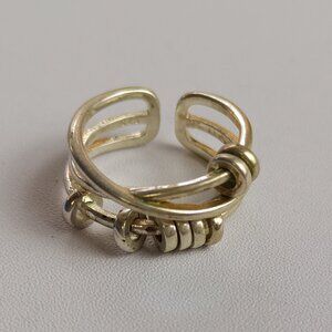 Second-hand women's vintage silver ring